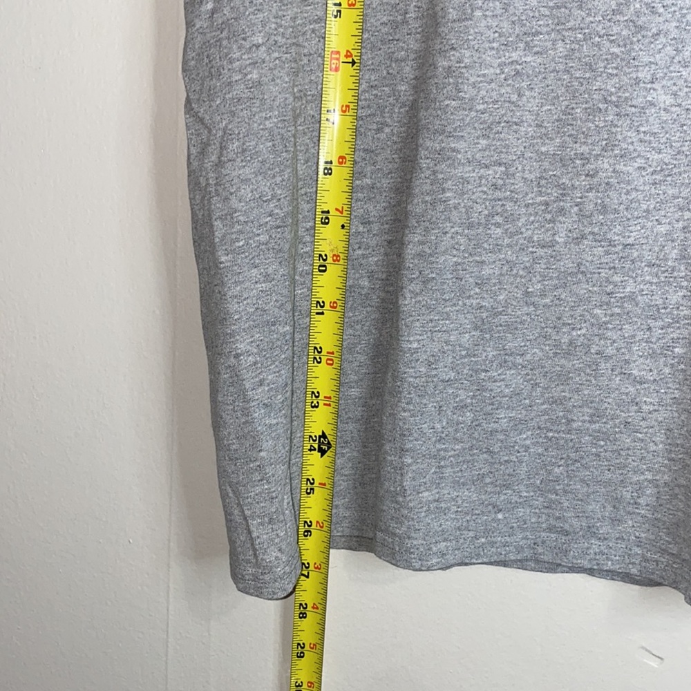🎱Grey Columbia t-shirt! - Picture 7 of 7